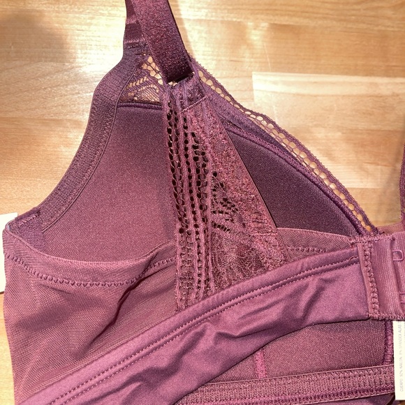 Lightly lined Bralett wireless bra - Picture 3 of 5